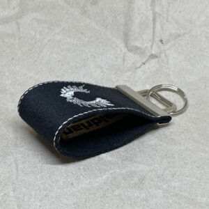 Edler Schlüsselanhänger mit Logostickerei Schwarze Ritter zu Kaltenberg