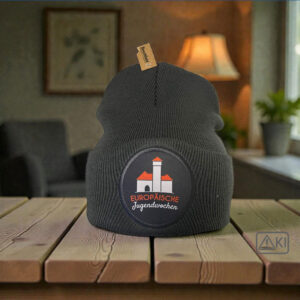 Circular Patch Beanie mit Logo Arbeitskreis Europäische Jugendwochen